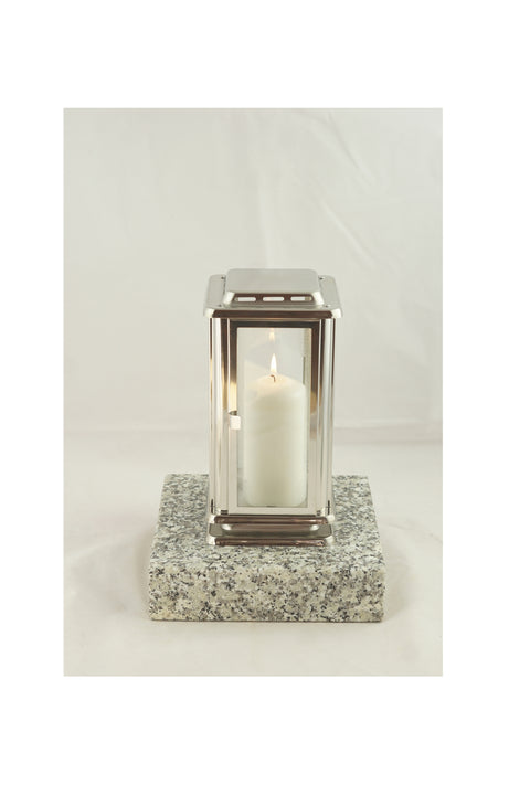 Grablampe Royal aus Edelstahl mit Sockel 20×20×5 cm aus Granit