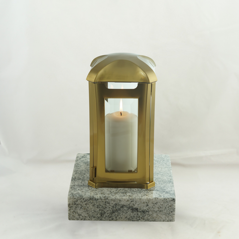 Grablampe "Venezia" aus Edelstahl-bronzefarben und Granitsockel
