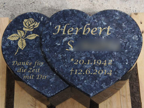 Doppeltes Herz aus Granit verschiedene Granitsorten