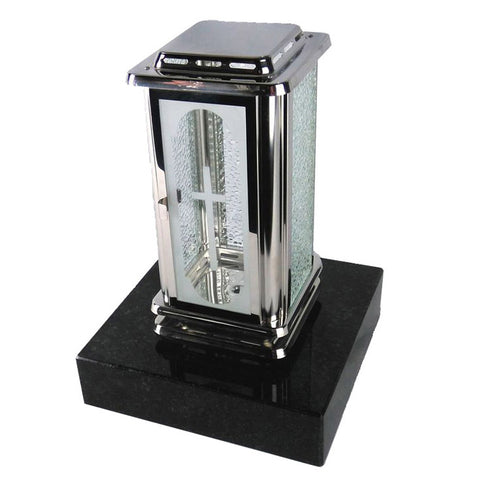 Grablampe Royal Edelstahl mit Kreuz & Granitsockel – 23 cm hoch, 12×12 cm