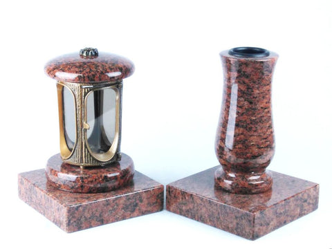 Runde Grablampe (messingfarben) mit Rosette & Vase im Set mit 2 Granitsockeln 20×20×5 cm – handgefertigt & wetterfest