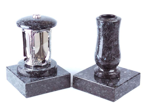 Runde Grablampe (verchromt) mit Rosette & Vase aus Granit im Set mit 2 Sockeln – handgefertigt, wetterfest & poliert