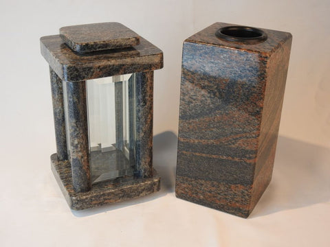 Set Grablampe Modern 25,5 cm & eckige Grabvase Cube-Medium 25 cm aus Granit