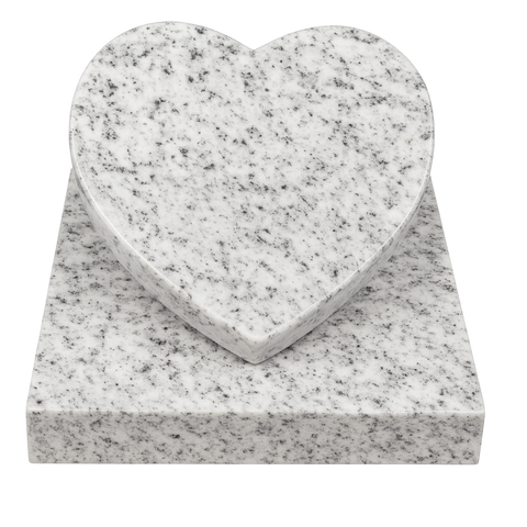 Herz auf Sockelplatte aus Granit verschiedene Granitsorten