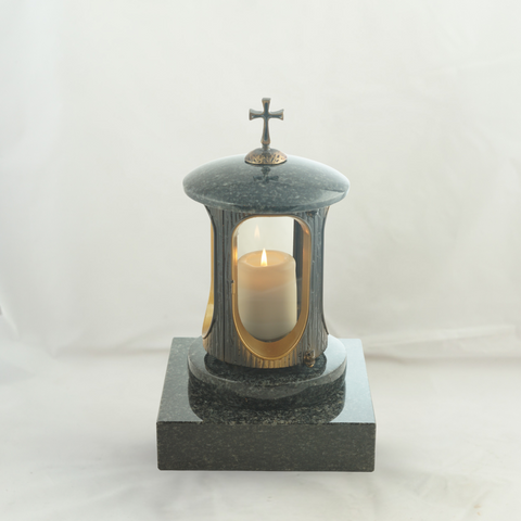 Grablampe Antik Messing mit Rosette oder Kreuz & Echtgranit-Sockel – handgefertigt, wetterfest & poliert