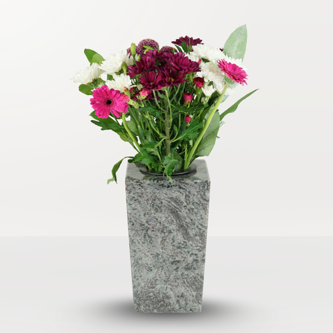 Grabvase Karree aus Granit – hoch-kubisch, verschiedene Farben