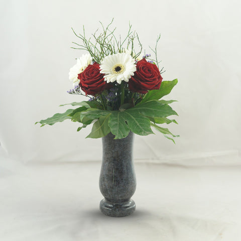 Grabvase Taille-small aus Granit – kompakt-zylindrisch, verschiedene Farben