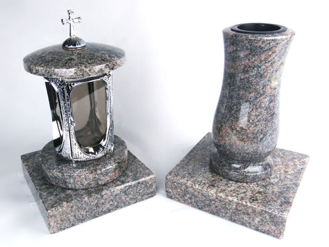 Runde Grablampe (verchromt) mit Kreuz & Vase aus Granit im Set mit 2 Sockeln – handgefertigt, wetterfest & poliert